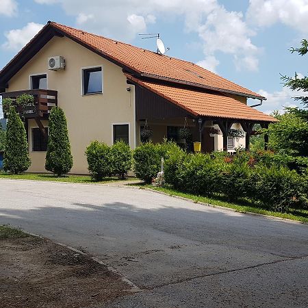 Apartamento House Petra Rakovica Exterior foto