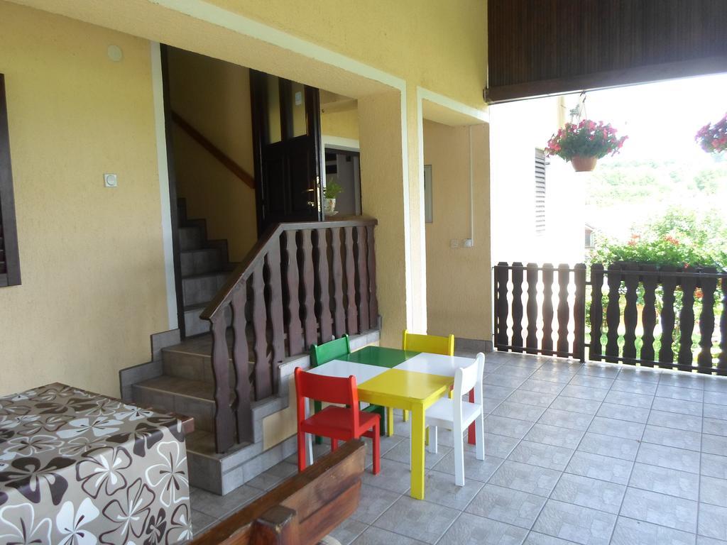 Apartamento House Petra Rakovica Exterior foto