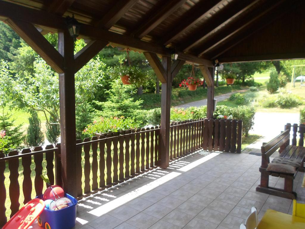 Apartamento House Petra Rakovica Exterior foto