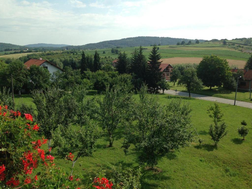 Apartamento House Petra Rakovica Exterior foto